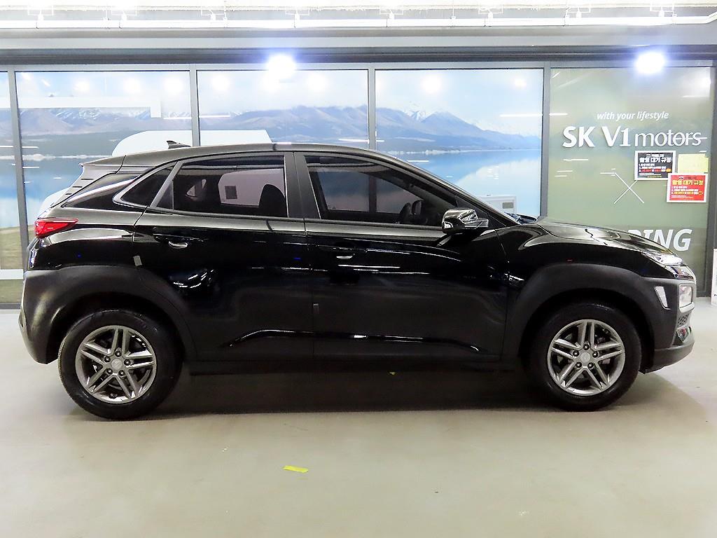 HYUNDAI Kona - Vista 3