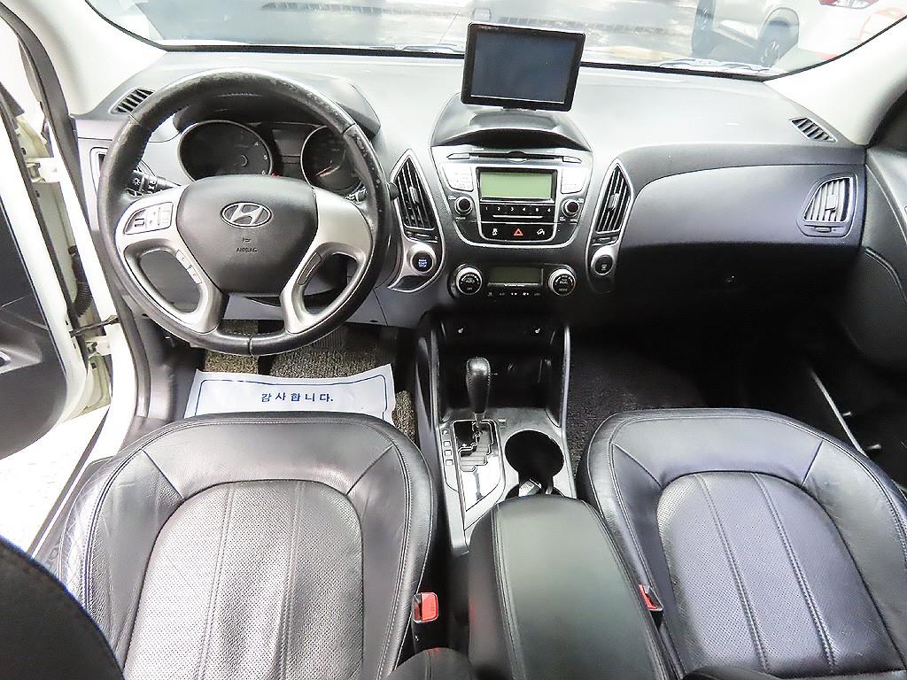 HYUNDAI Tucson 2010 Blanco - Importación desde Corea - HF Imports Iquique - Foto 11