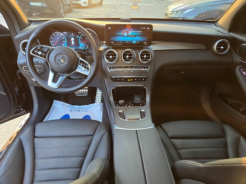 Mercedes Benz GLC Class - Vista 9