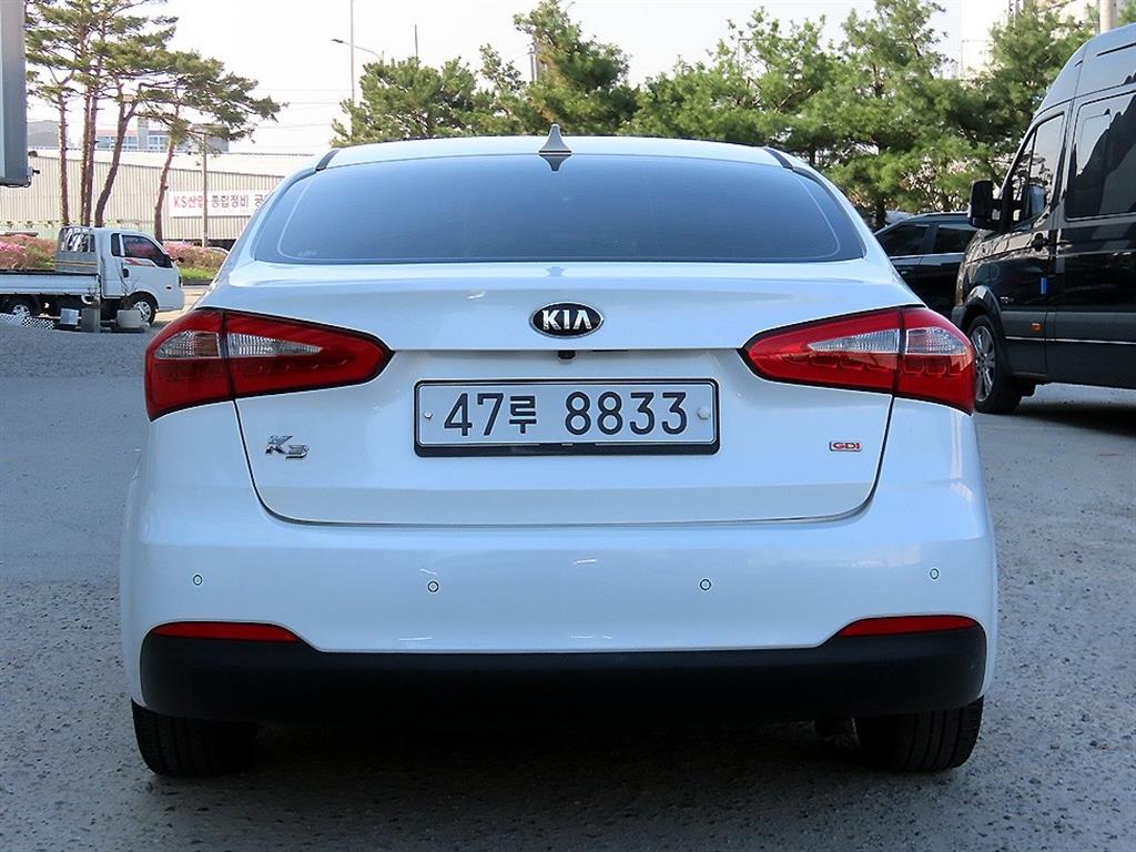 KIA K3 - Vista 4