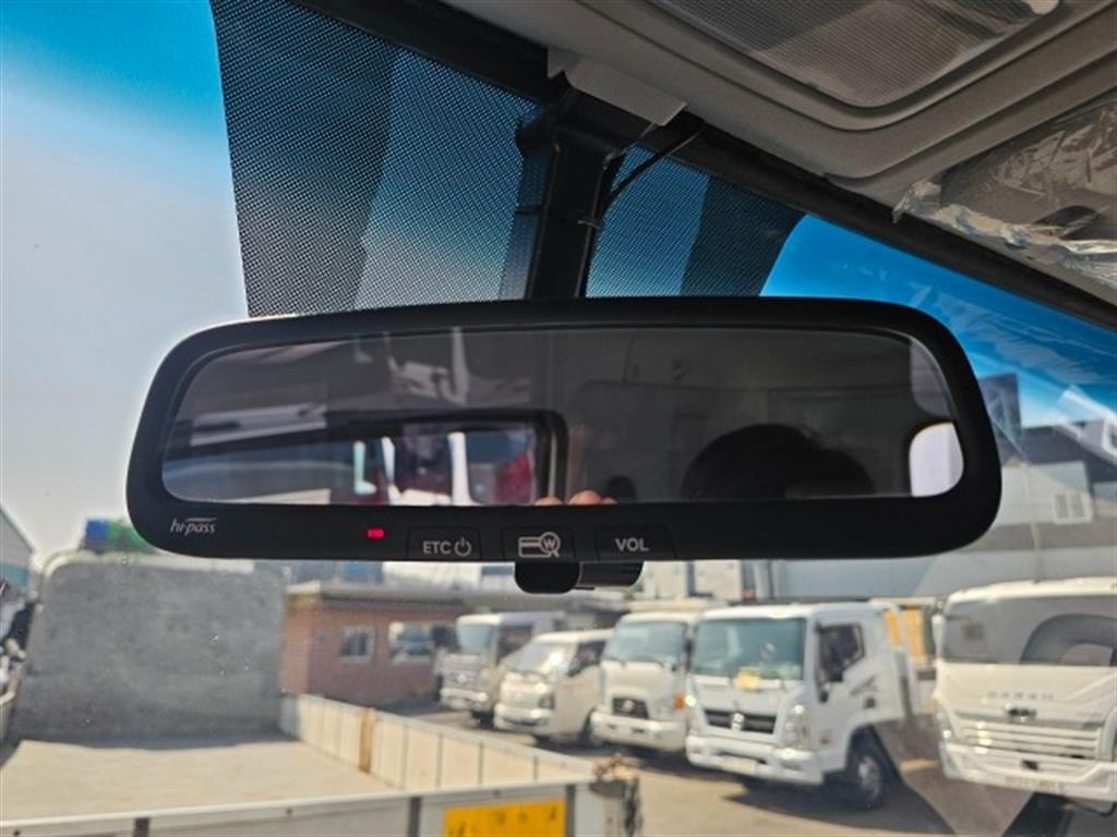 medium and large cargo truck 2023 Blanco - Importación desde Corea - HF Imports Iquique - Foto 15