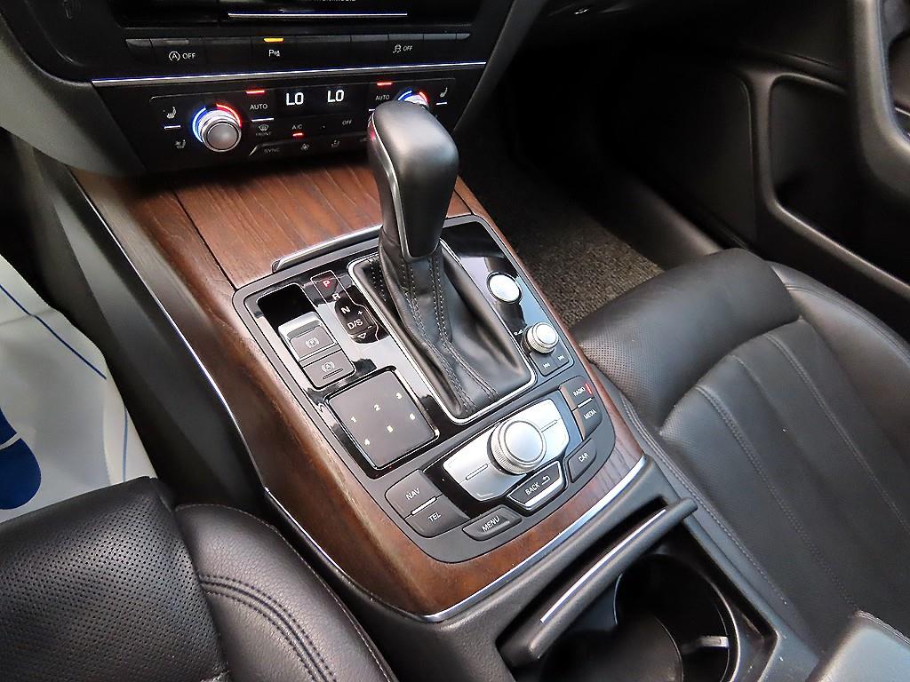 Audi A6 - Vista 10