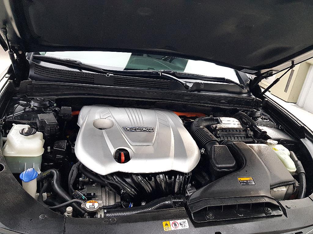 HYUNDAI Grandeur - Vista 6