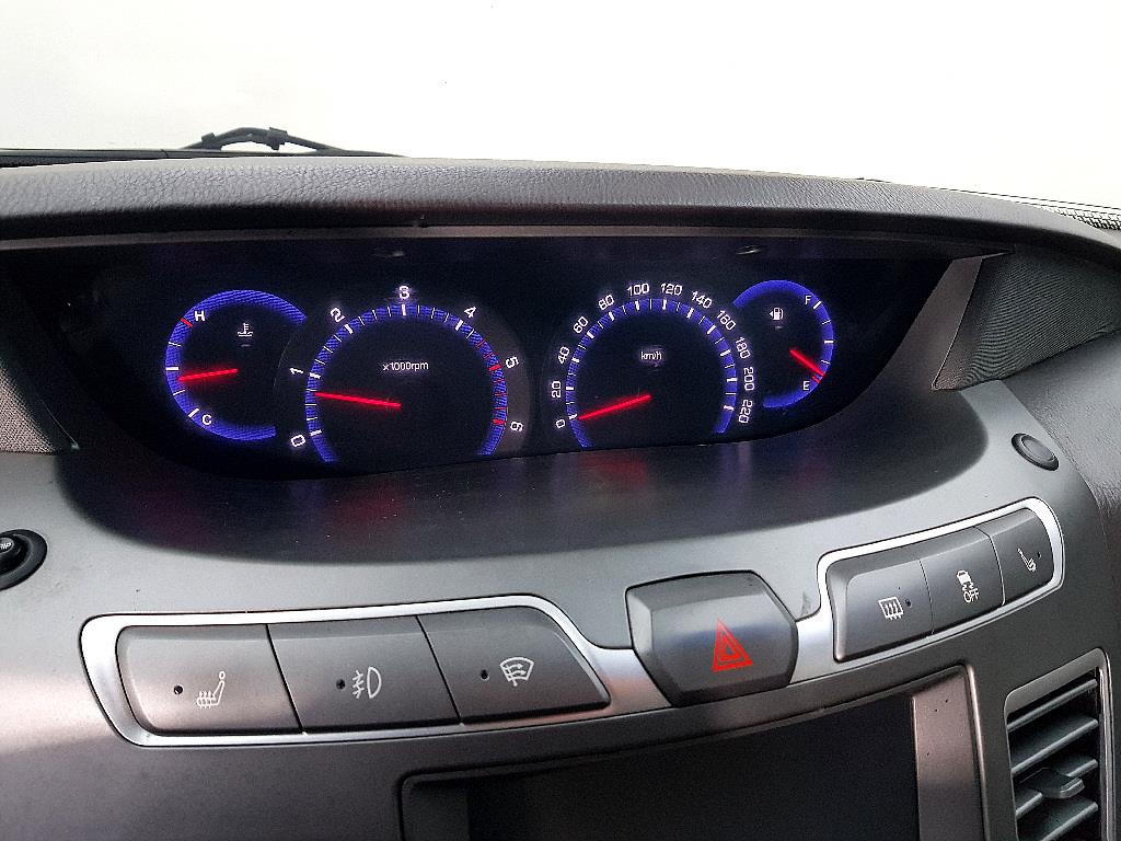 Ssangyong Korando - Vista 12