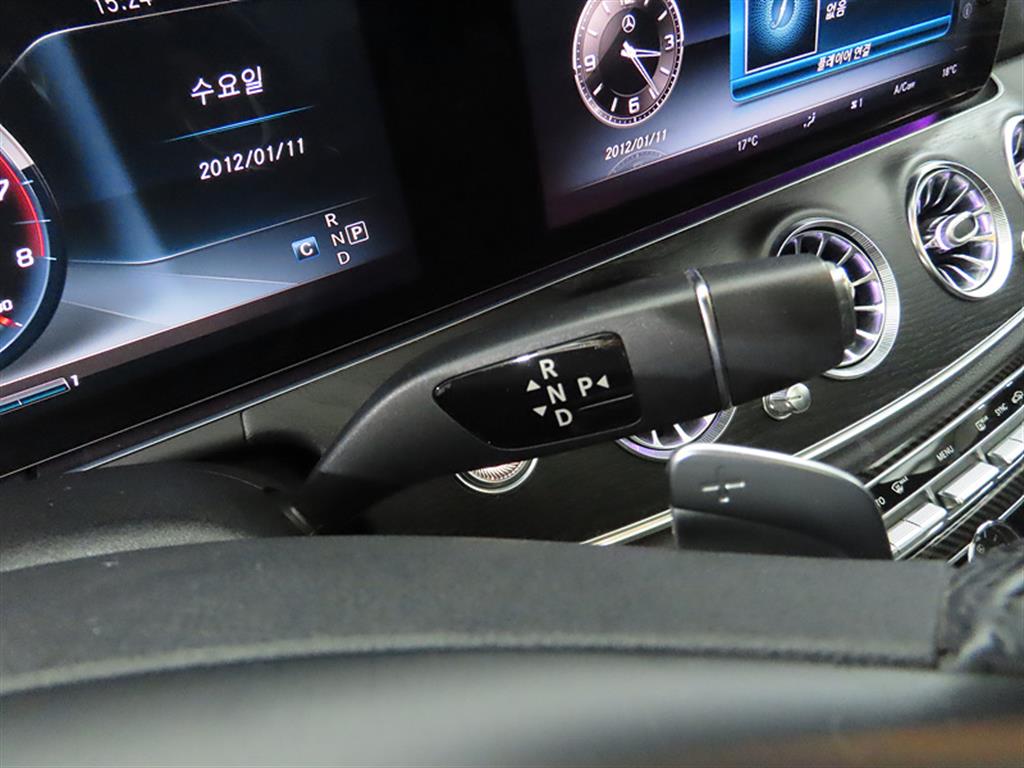 Mercedes Benz E class - Vista 11