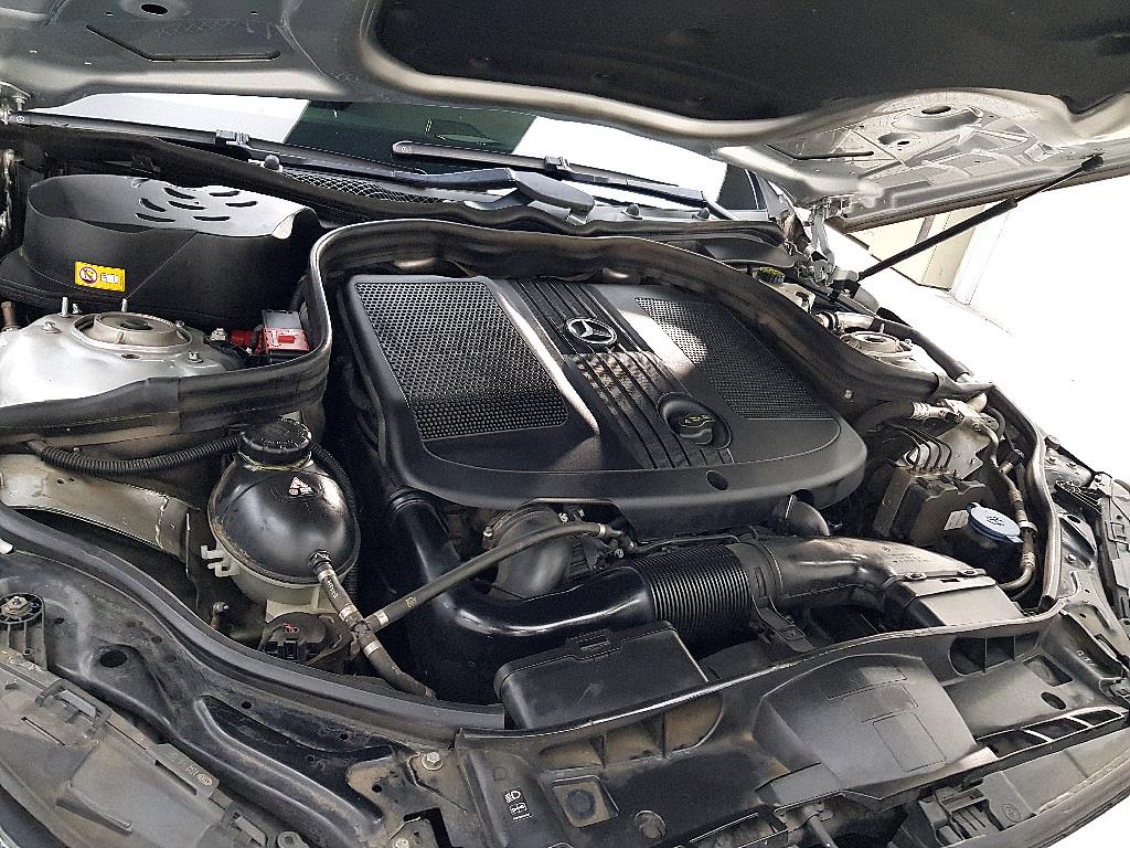 Mercedes Benz E class - Vista 6