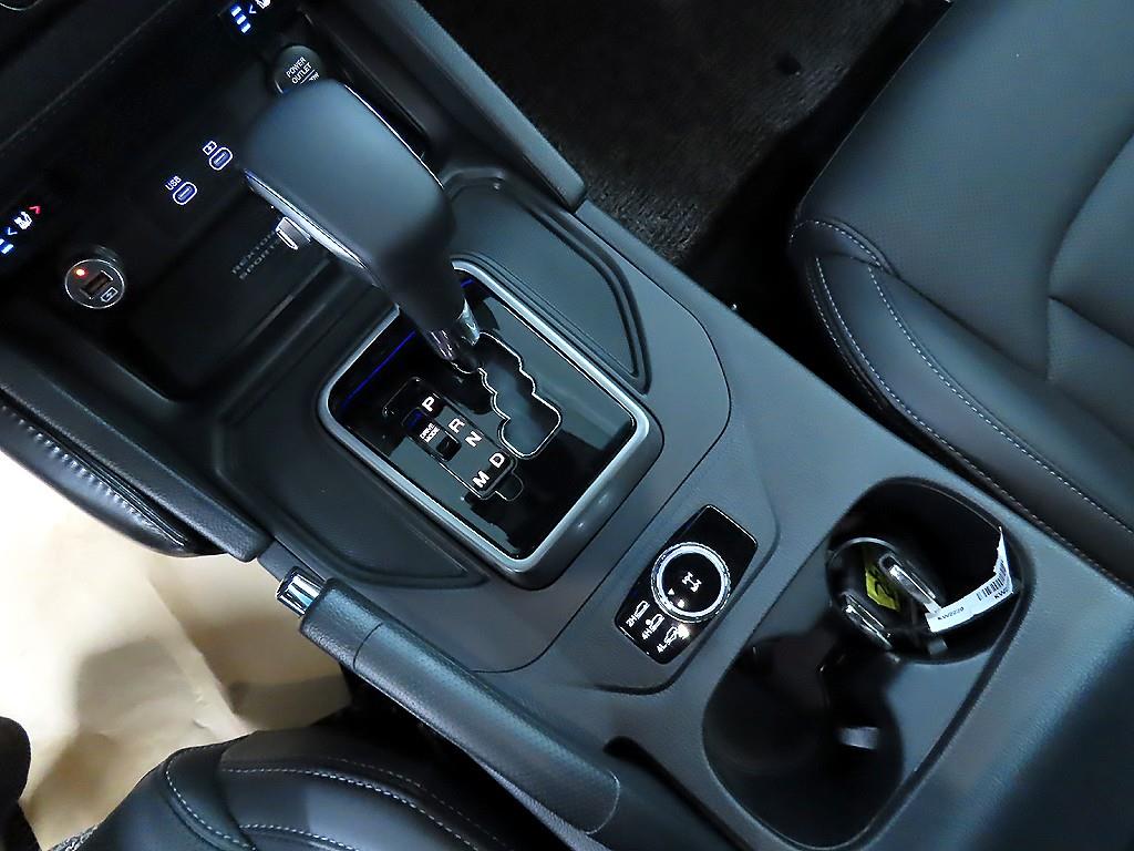 Ssangyong Rexton - Vista 10