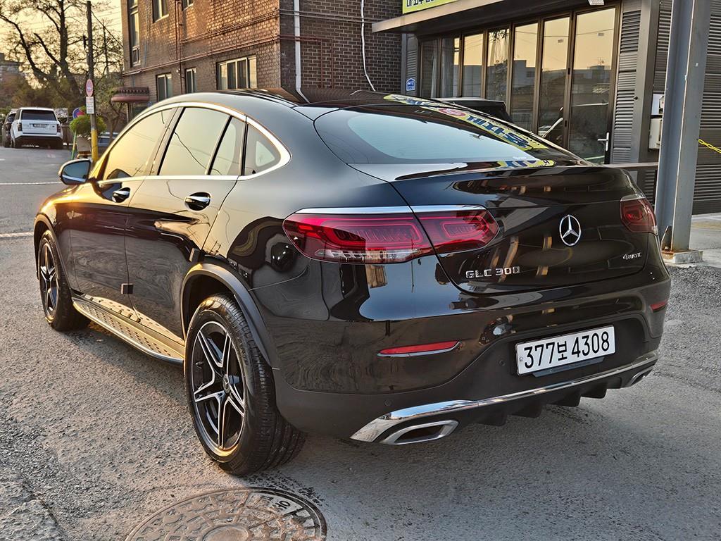 Mercedes Benz GLC Class - Vista 3