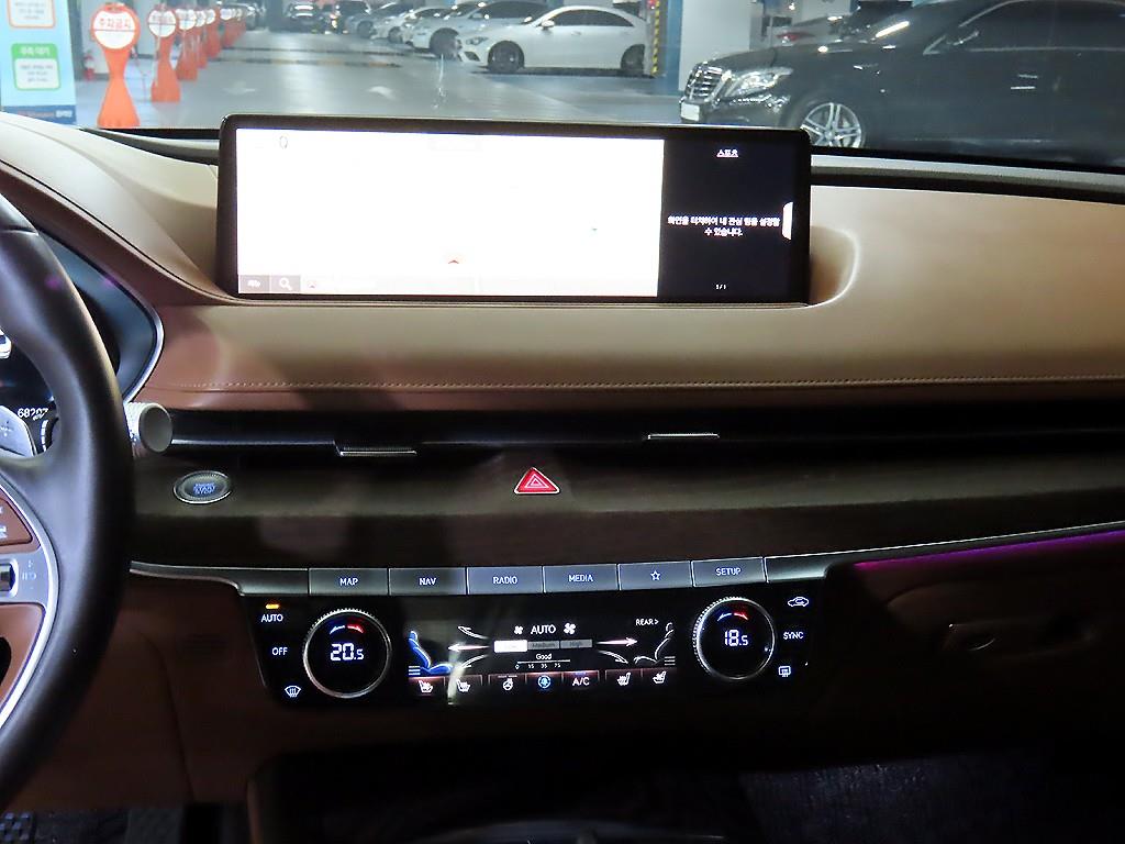 Genesis G80 - Vista 11