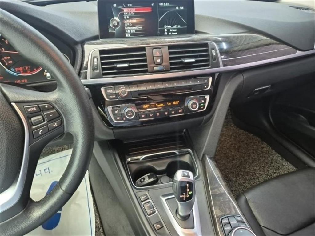 BMW 3 series - Vista 10