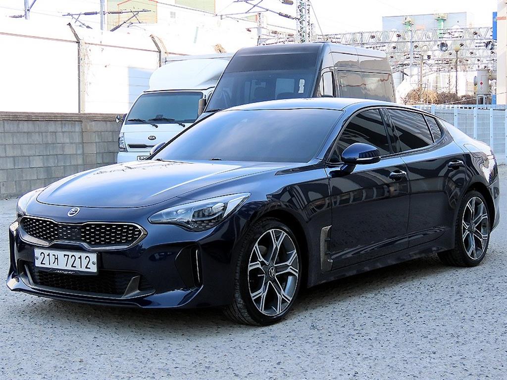 KIA Stinger - Vista 2