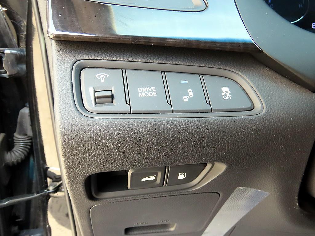 HYUNDAI Grandeur - Vista 12