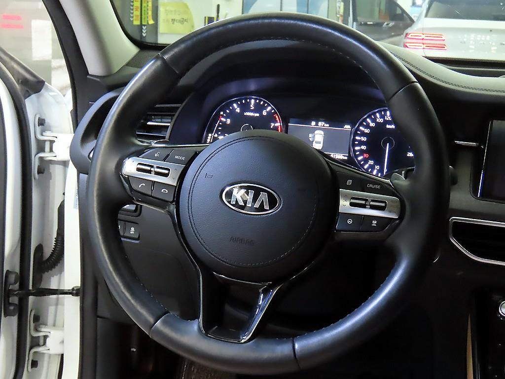 KIA K7 - Vista 8