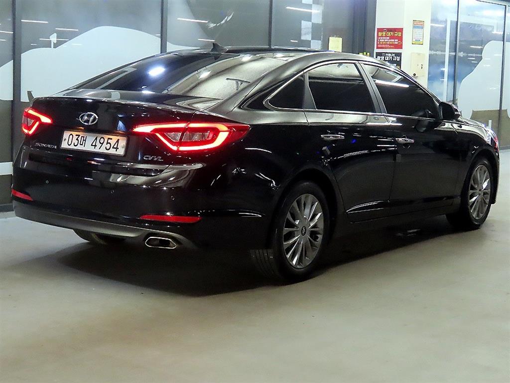 HYUNDAI Sonata - Vista 4