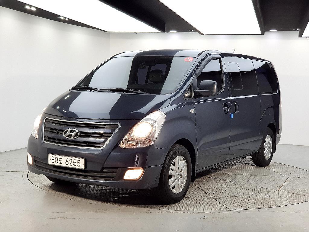 HYUNDAI Starex 2018 Negro - Importación desde Corea - HF Imports Iquique - Foto 1