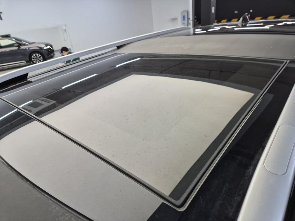 Land Rover Discovery 2018 Blanco - Importación desde Corea - HF Imports Iquique - Foto 13