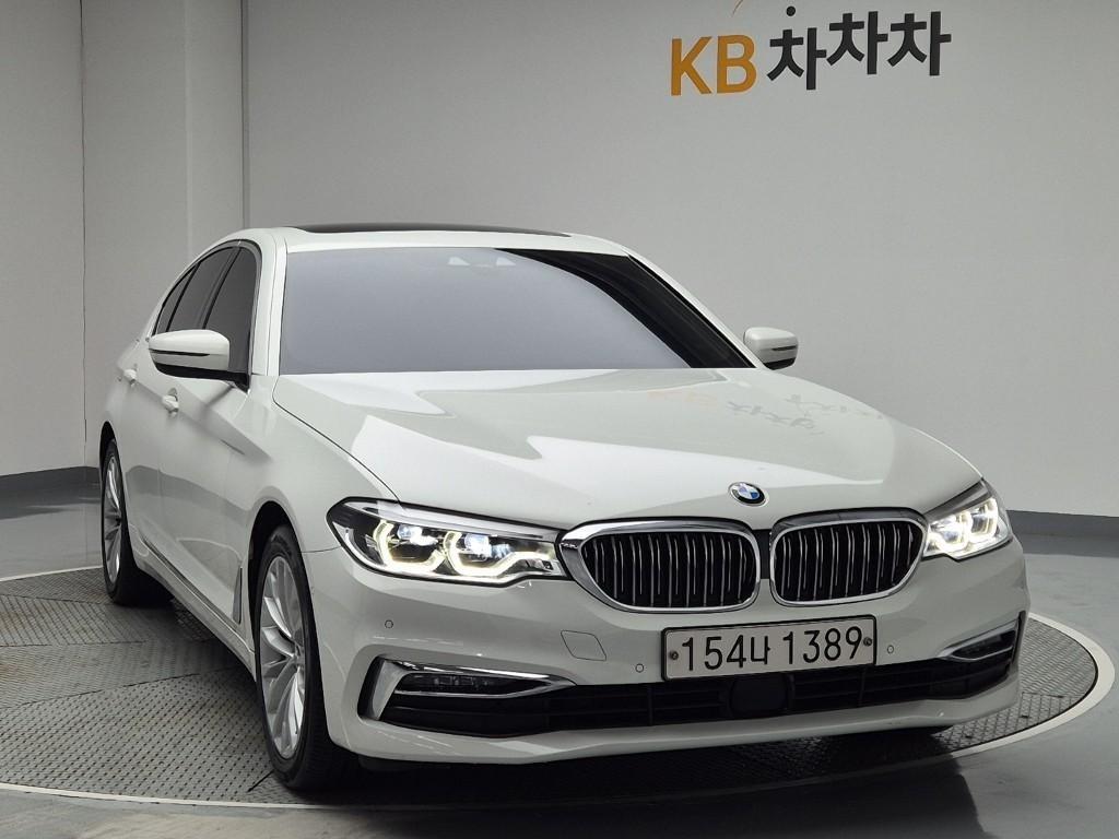 BMW 5 Series - Vista 4