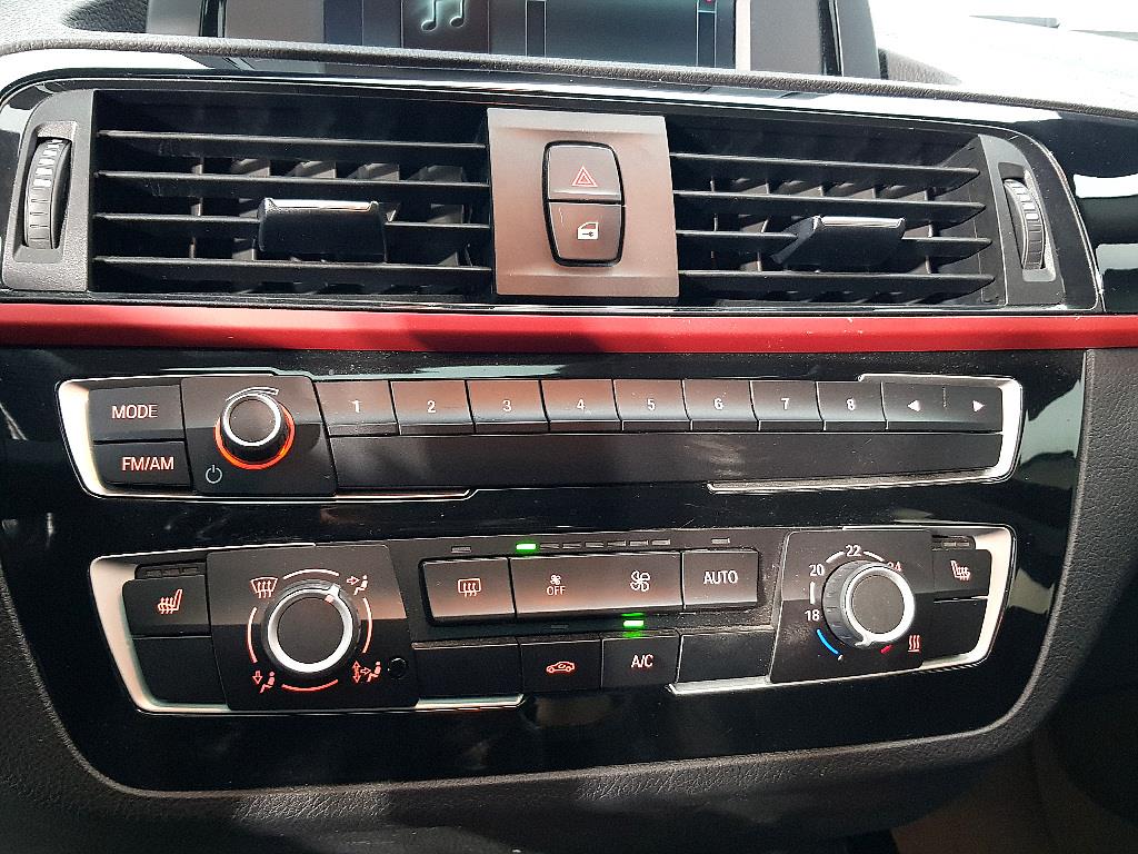 BMW 1 series 2019 Gris - Importación desde Corea - HF Imports Iquique - Foto 13