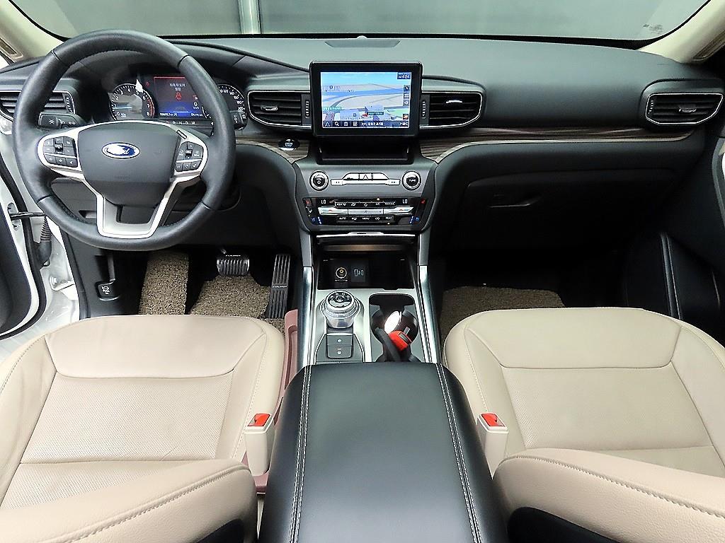 Ford Explorer - Vista 7