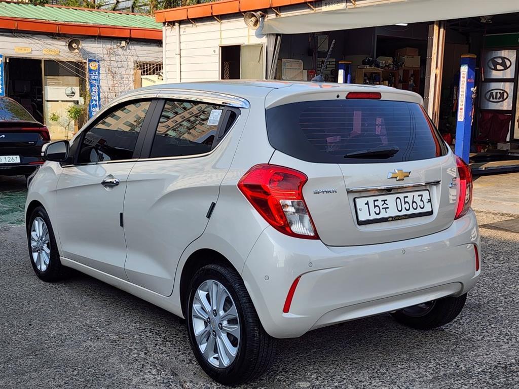 Chevrolet Spark - Vista 3