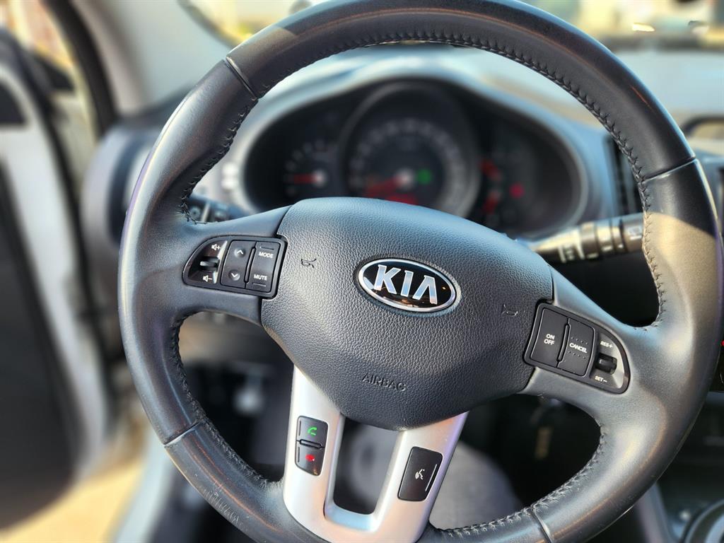 KIA Sportage - Vista 8