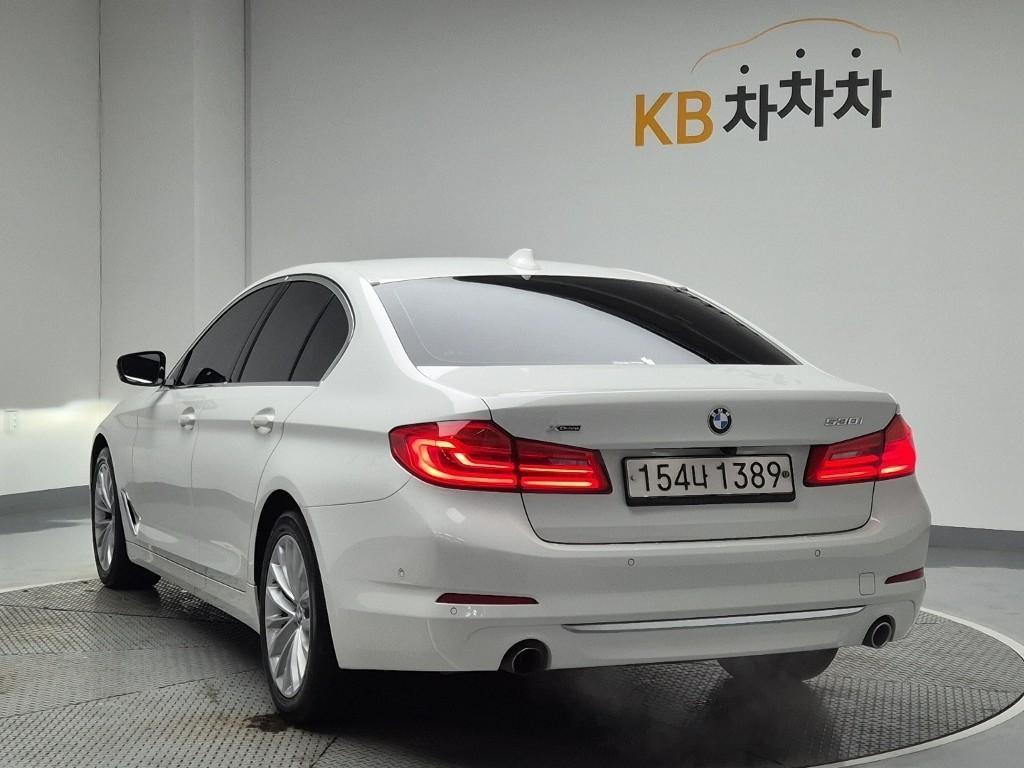 BMW 5 Series - Vista 2