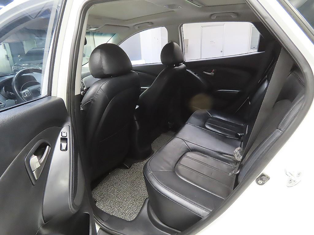 HYUNDAI Tucson 2010 Blanco - Importación desde Corea - HF Imports Iquique - Foto 9