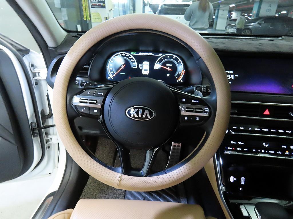 KIA K7 - Vista 8