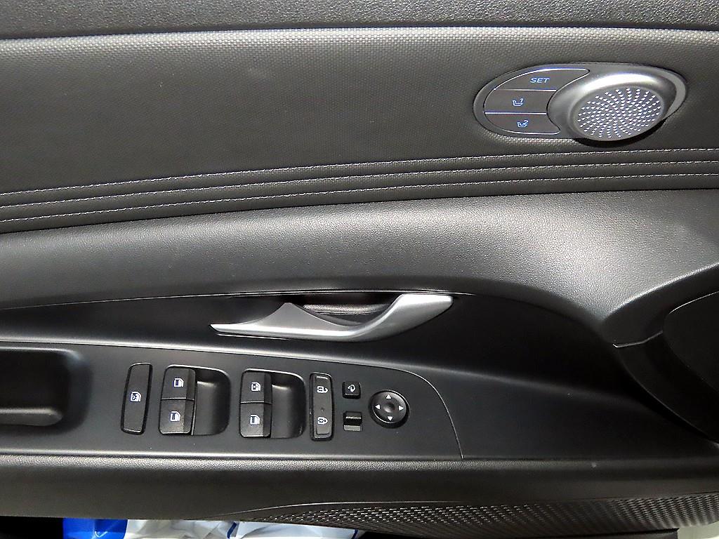 HYUNDAI Avante 2021 Blanco - Importación desde Corea - HF Imports Iquique - Foto 13