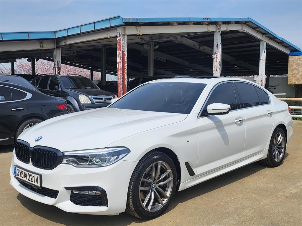 BMW 5 Series - Vista 2