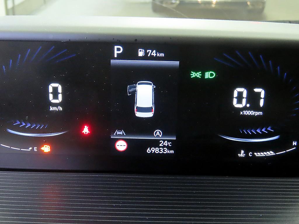 HYUNDAI Staria - Vista 9