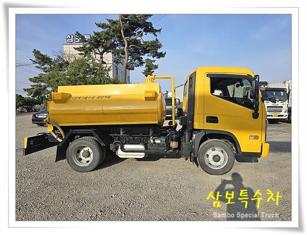 medium and large cargo Rory 2023 Amarillo - Importación desde Corea - HF Imports Iquique - Foto 13