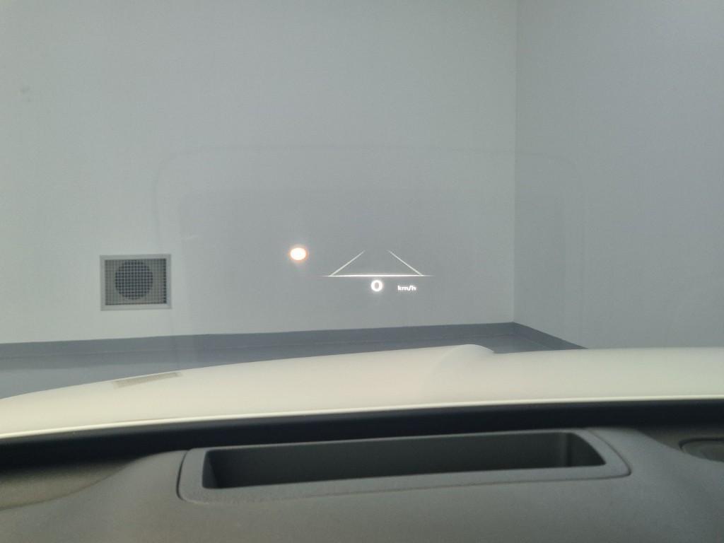 Genesis GV80 2024 Blanco - Importación desde Corea - HF Imports Iquique - Foto 15