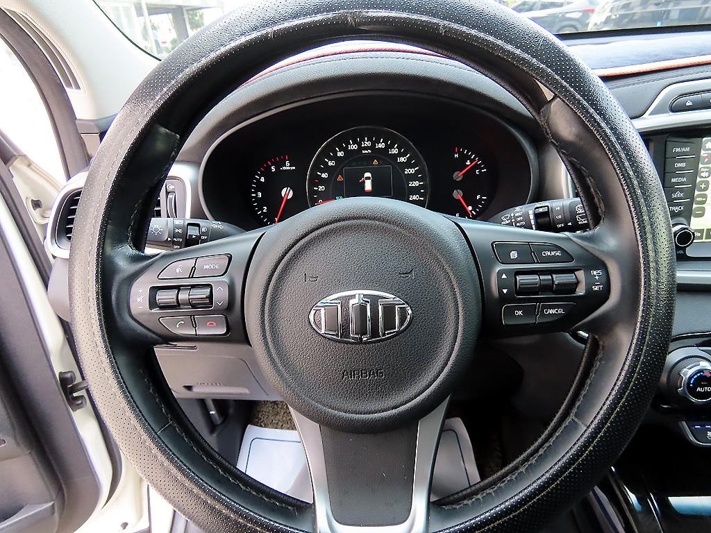 KIA Sorento - Vista 8