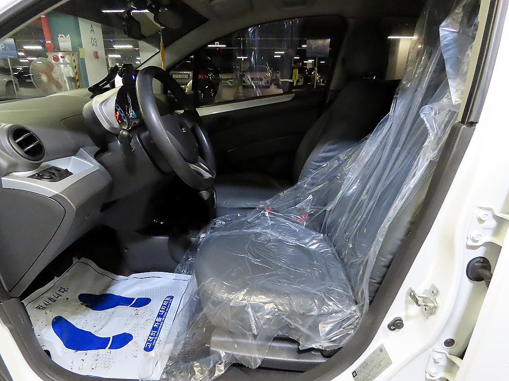 Chevrolet Spark - Vista 6