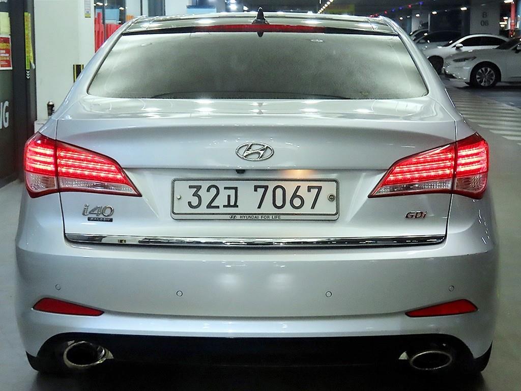 HYUNDAI i40 - Vista 5