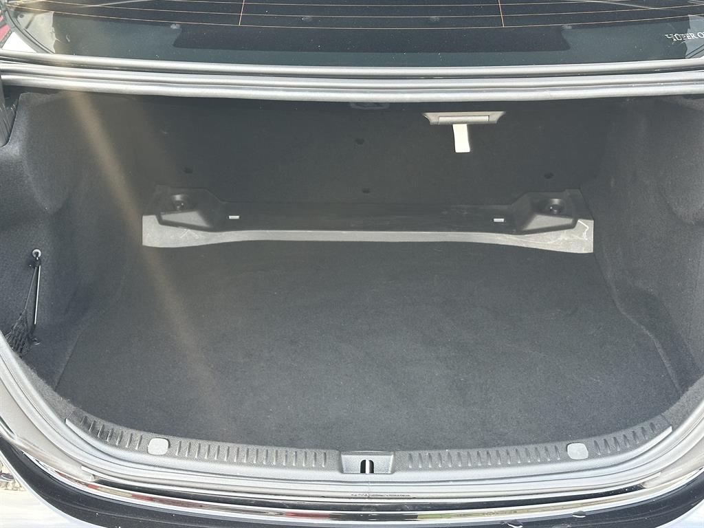 Mercedes Benz E class 2017 Negro - Importación desde Corea - HF Imports Iquique - Foto 18