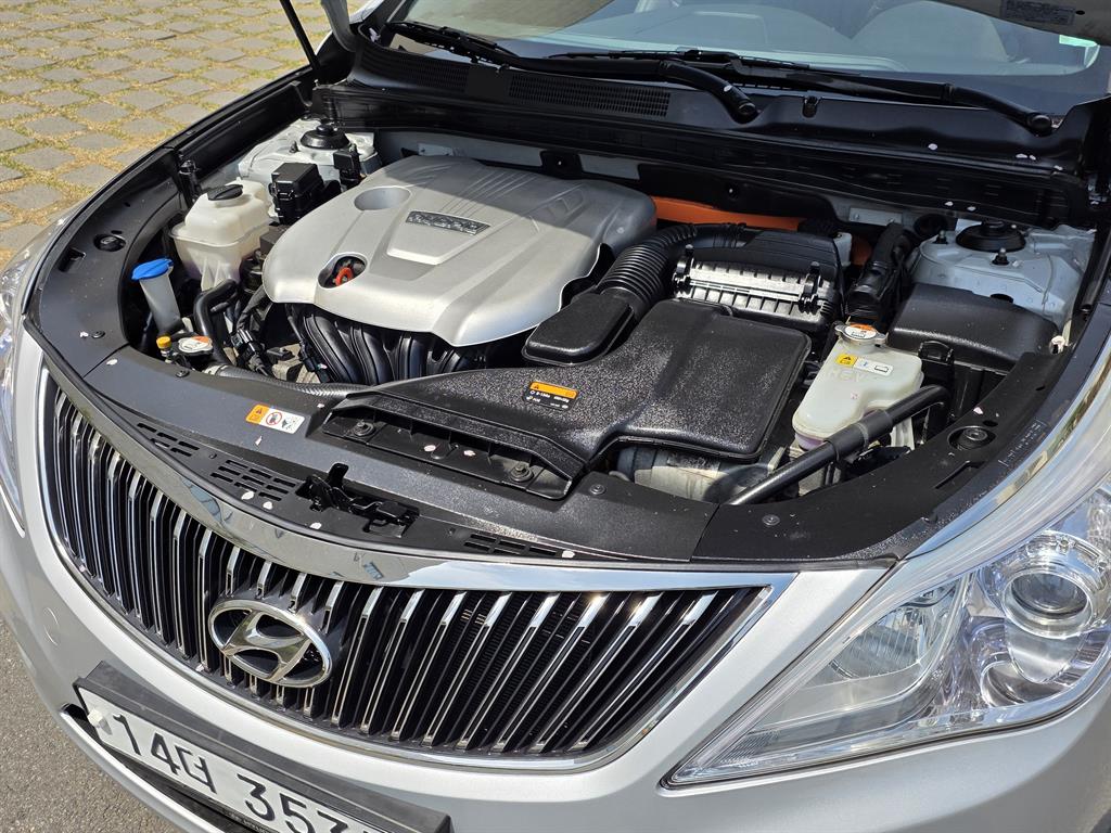 HYUNDAI Grandeur - Vista 6