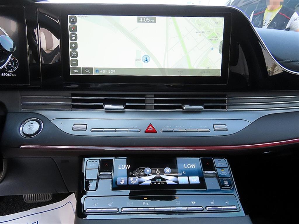 HYUNDAI Grandeur - Vista 12