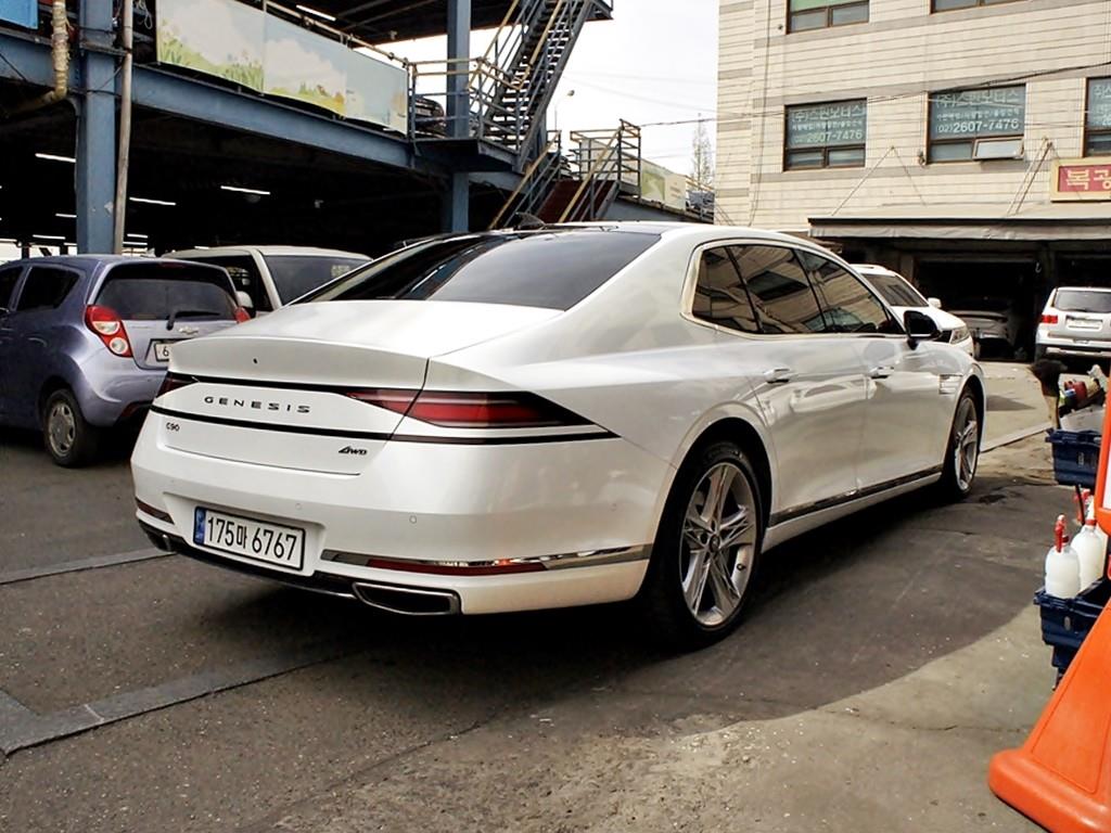 Genesis G90 - Vista 7