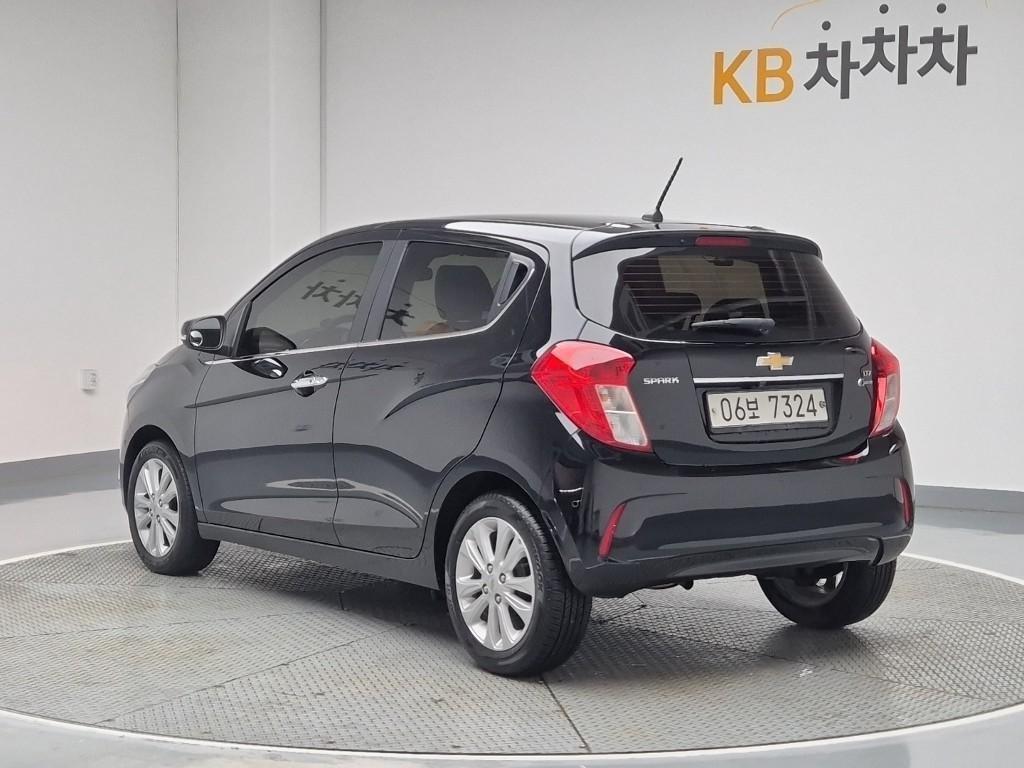 Chevrolet Spark - Vista 2