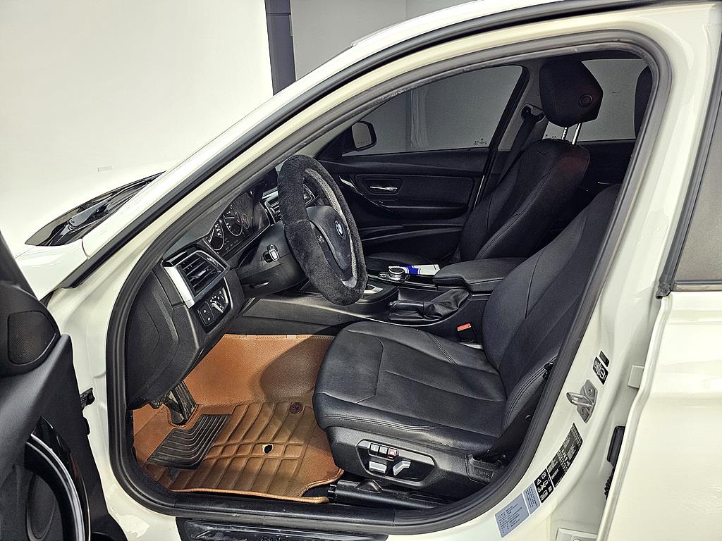 BMW 3 series - Vista 8