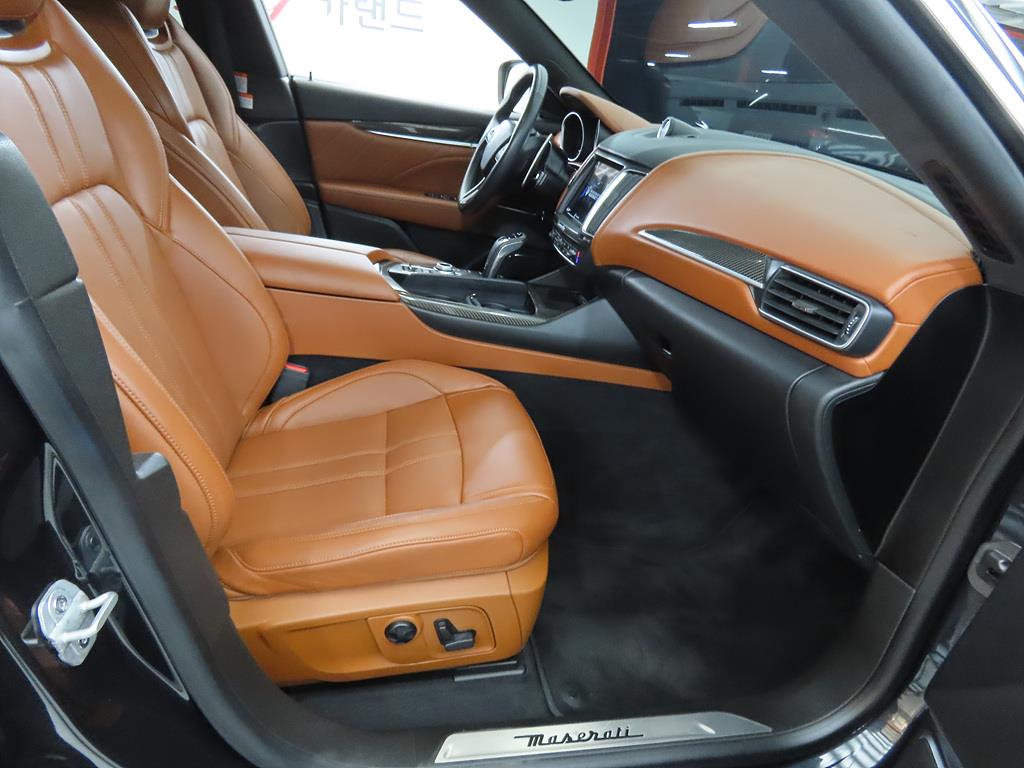 Maserati Levante - Vista 12
