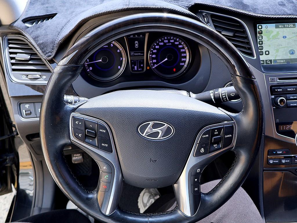 HYUNDAI Grandeur 2016 Negro - Importación desde Corea - HF Imports Iquique - Foto 8