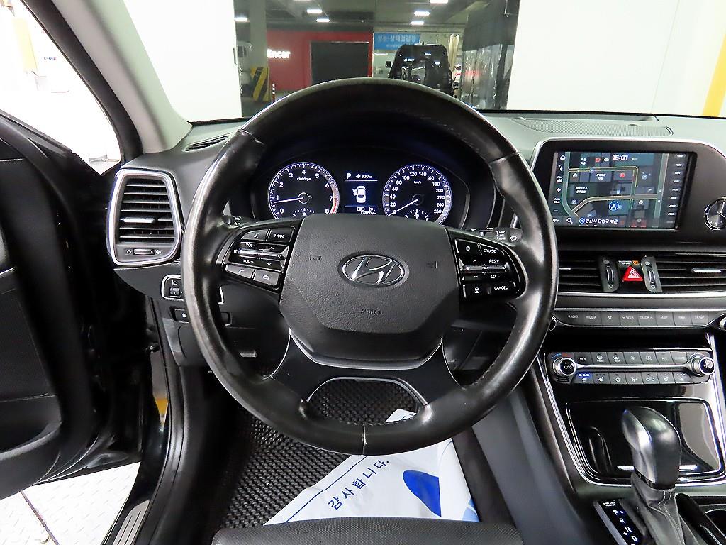 HYUNDAI Grandeur - Vista 9