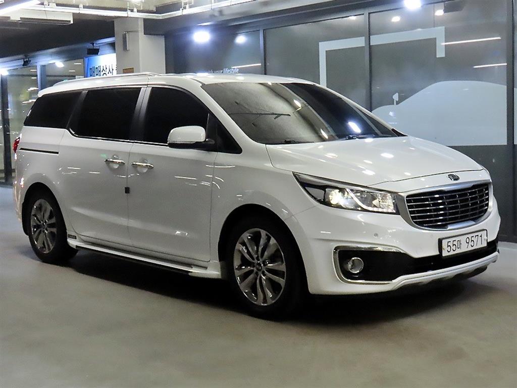 KIA Carnival 2015 Blanco - Importación desde Corea - HF Imports Iquique - Foto 1