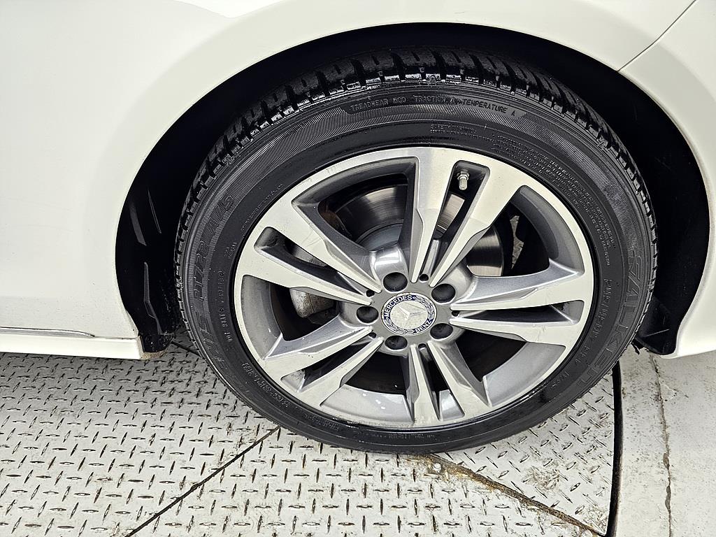 Mercedes Benz E class 2016 Blanco - Importación desde Corea - HF Imports Iquique - Foto 20