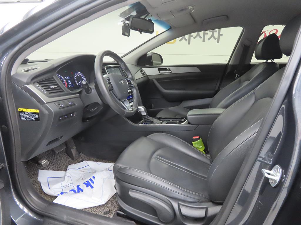 HYUNDAI Sonata - Vista 5