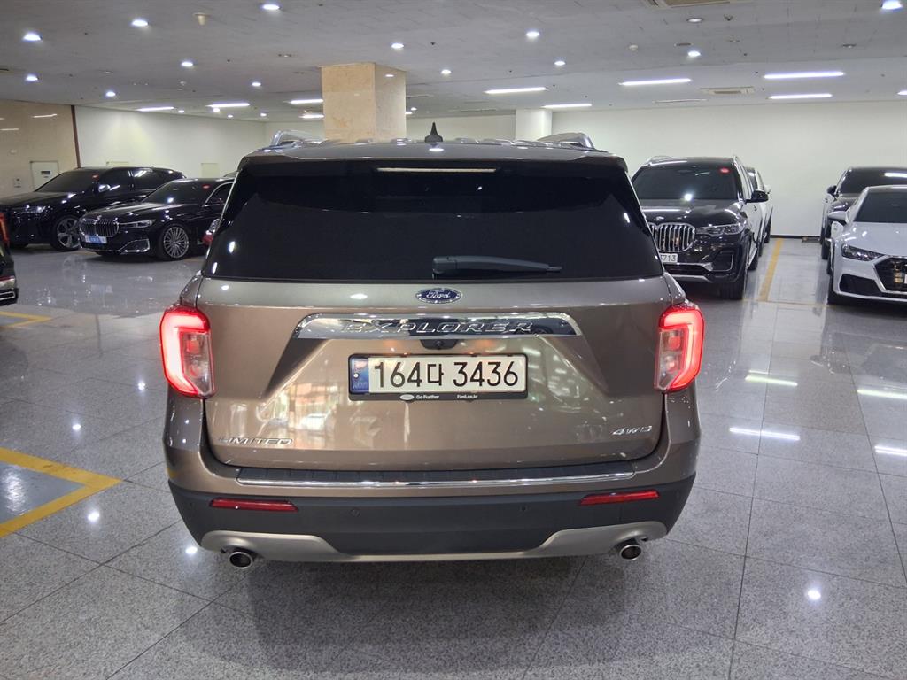 Ford Explorer - Vista 3