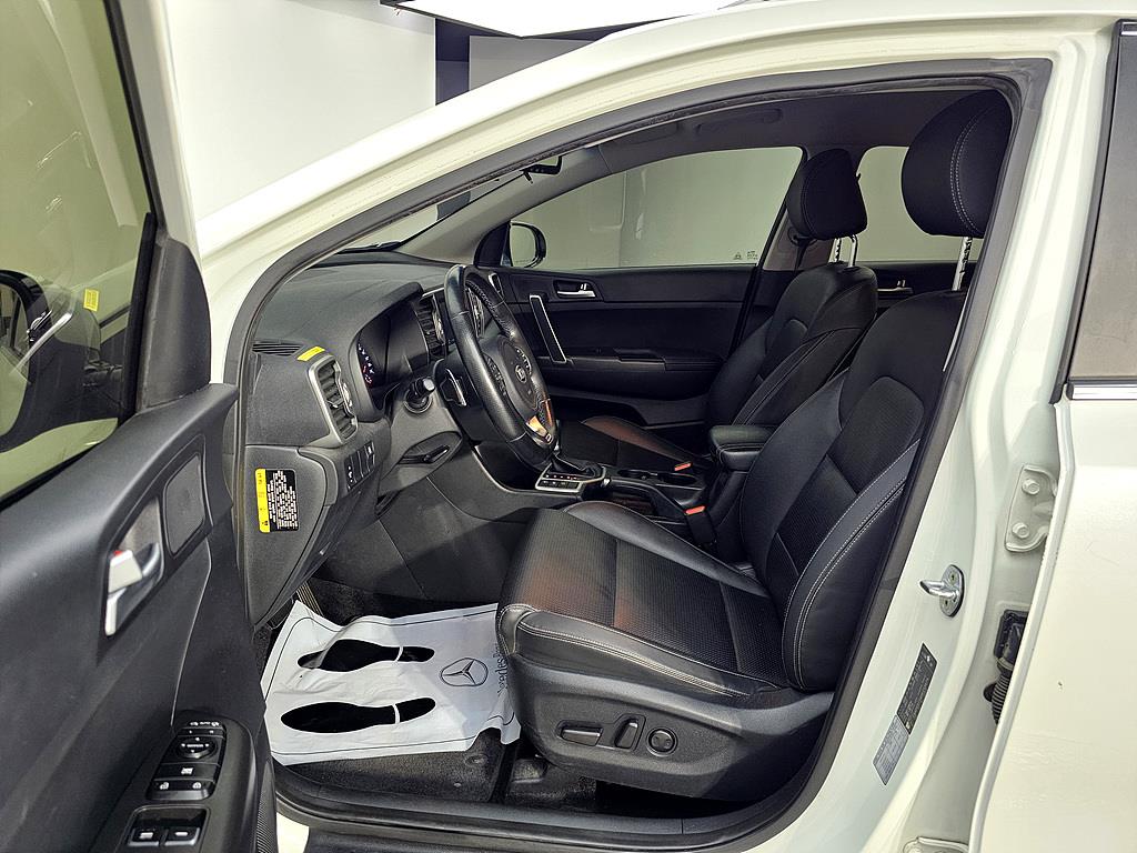 KIA Sportage - Vista 8